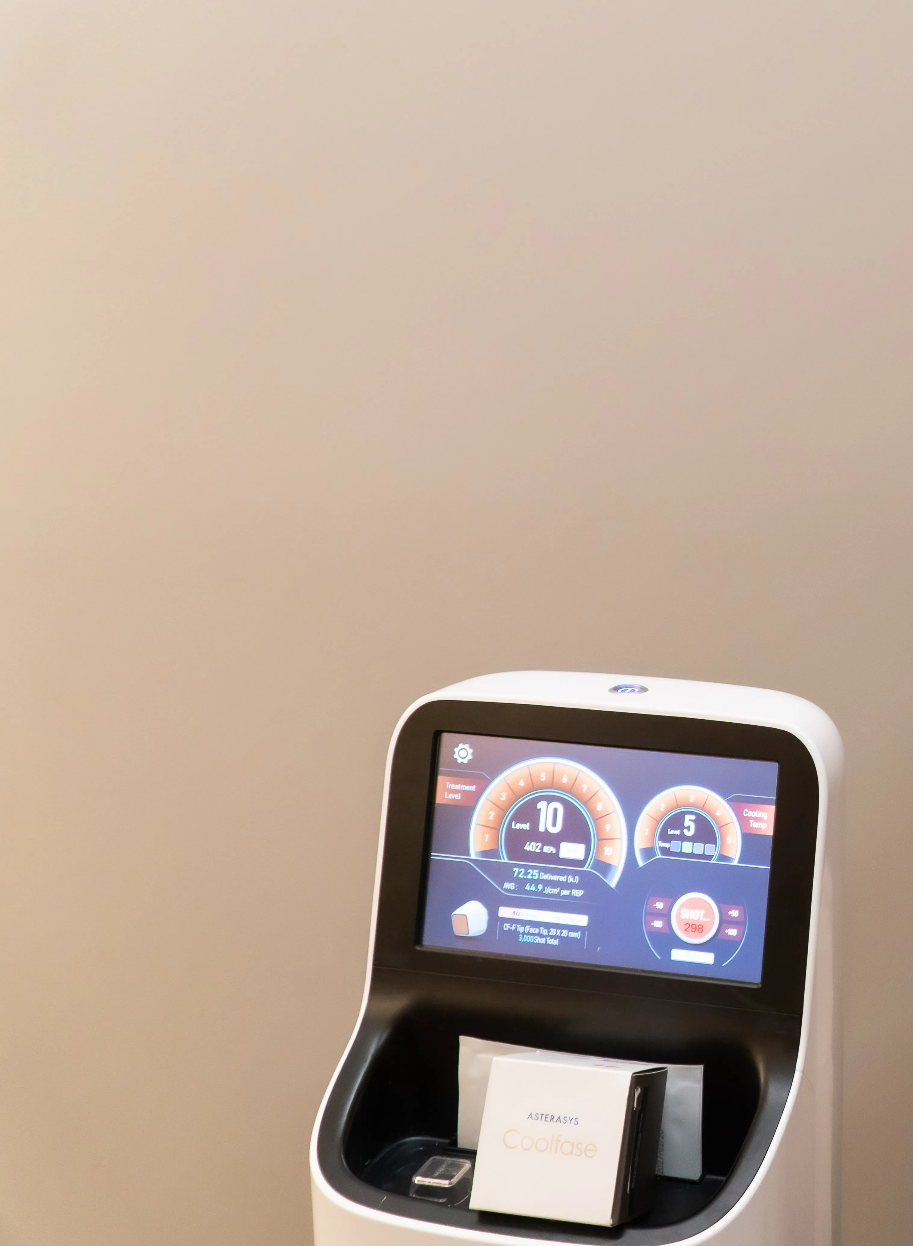 Tecnologia Coolfase - Tratamento para flacidez facial e redensificação da pele.